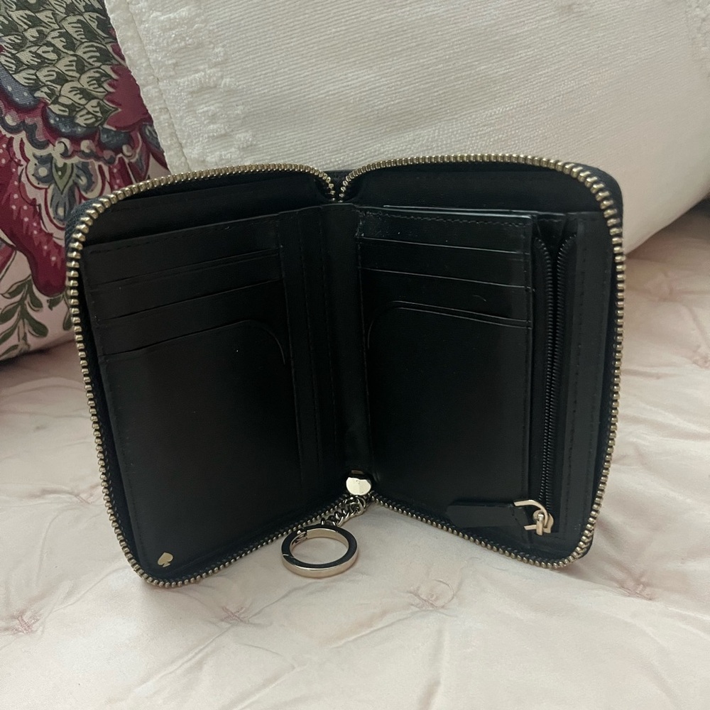Kate Spade Keychain Wallet - Picture 2 of 2